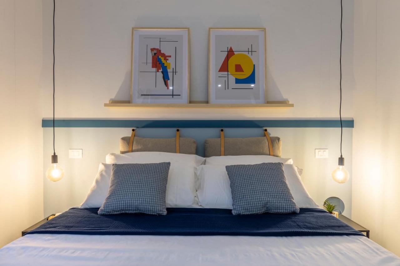 Cool And Stylish City Apartment - Wifi トリエステ エクステリア 写真