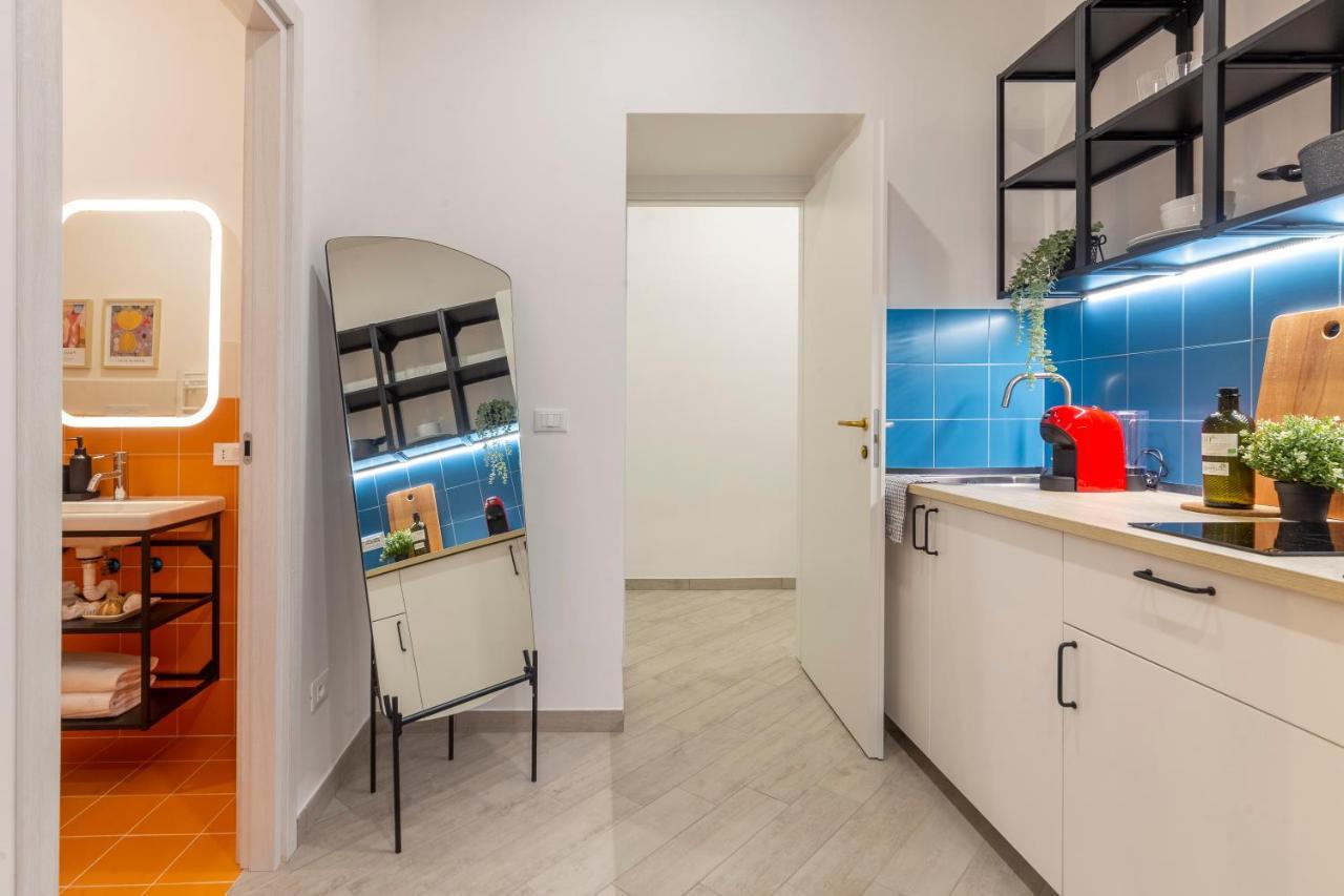 Cool And Stylish City Apartment - Wifi トリエステ エクステリア 写真